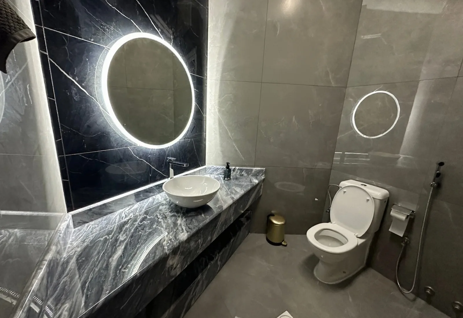 Bathrooms, complete